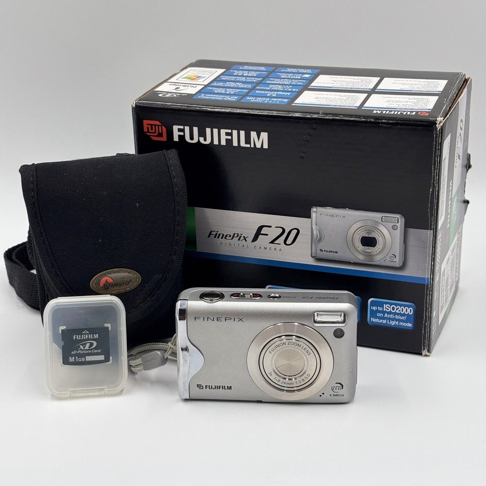 Fujifilm FinePix F20 Digital Camera Silver 6.3MP 3x Zoom Bundle 1GB xD Card Box
